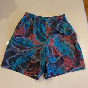 Men’s size small LuLuLemon Athletic shorts